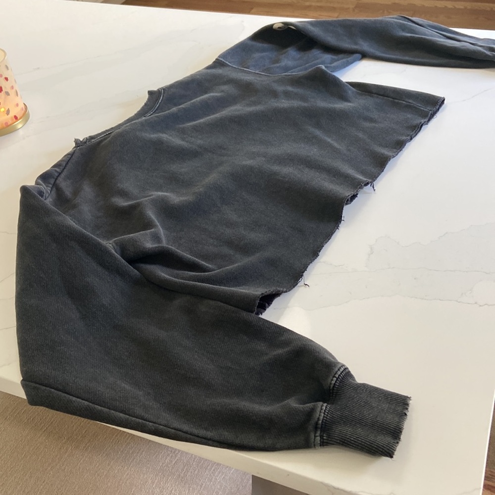 Surf Sweatshirt - Picture 4 of 7